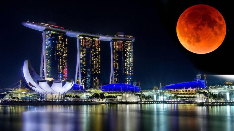 blood moon